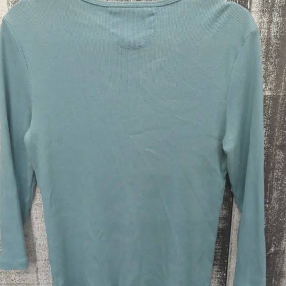 Jones New York Long Sleeve Shirt - Picture 2 of 4